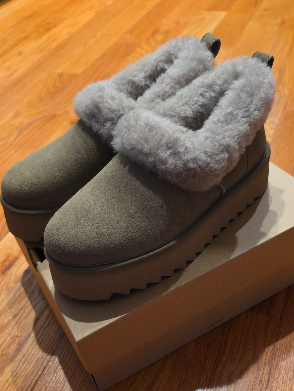 Woman's ugg W I-Nita Platform Shoe
